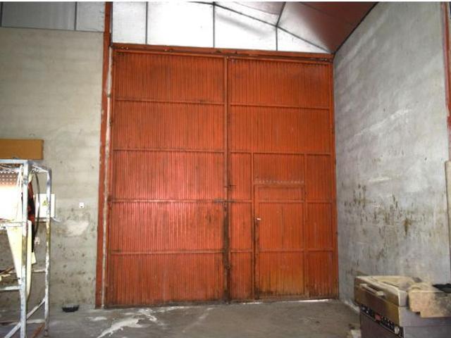 NAVE EN BULLAS