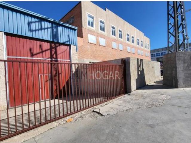 NAVE EN HERVENCIAS, ÁVILA 05004