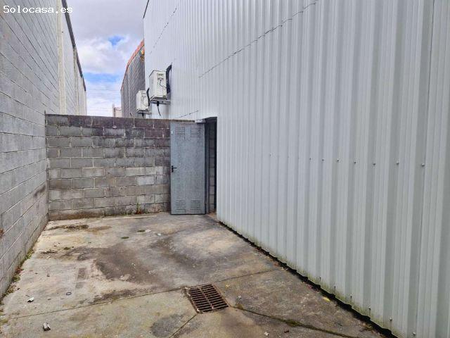 NAVE EN POLIGONO DE NOVO MILLADOIRO, AMES