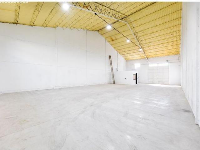 NAVE EN POLÍGONO INDUSTRIAL HURPE