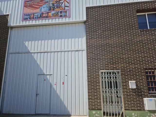 Nave en Polígono industrial La Mora