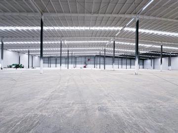 NAVE EN RENTA DENTRO PARQUE INDUSTRIAL