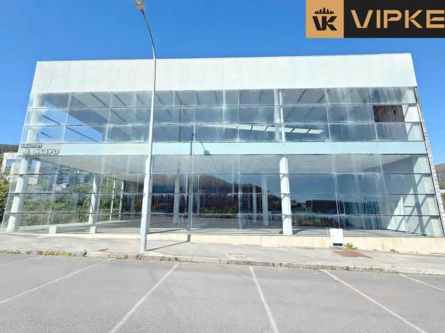 Nave en venta en Muros La Coruña