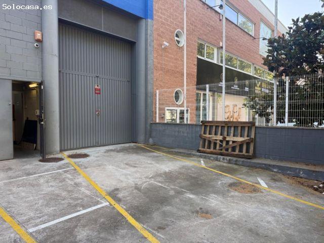 NAVE EN VENTA EN MATARÓ