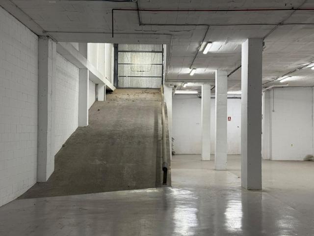 NAVE EN VENTA EN MATARÓ