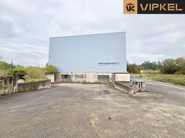 Nave en venta en Narón La Coruña