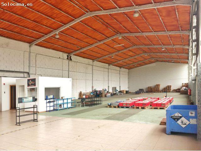 NAVE EN VENTA EN O PORRIÑO