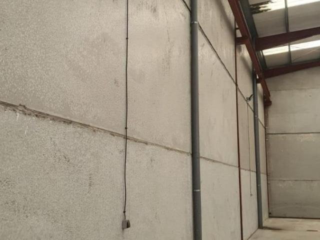 Nave en venta en Carracedelo León