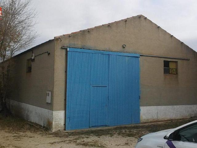 Nave en venta en Crespos Ávila