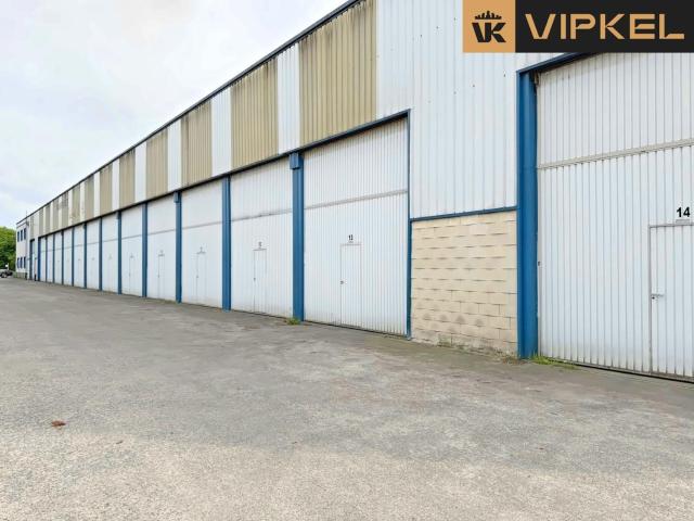 Nave en venta en Sarria Lugo