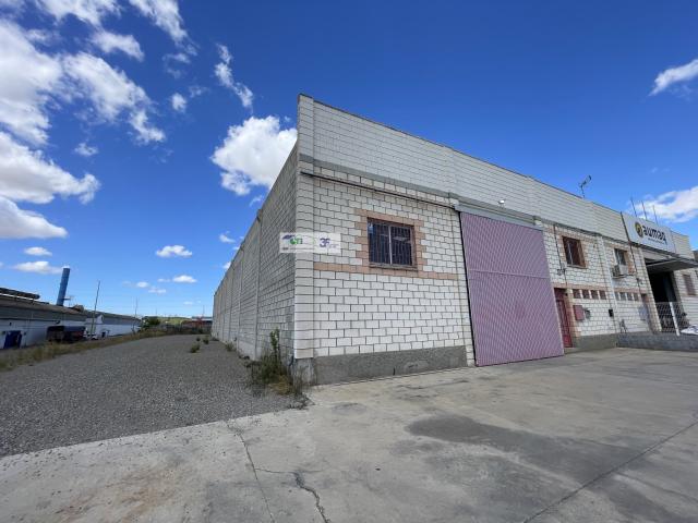 NAVE EN ALQUILER Y/O VENTA EN VILLANUEVA DE GÁLLEGO