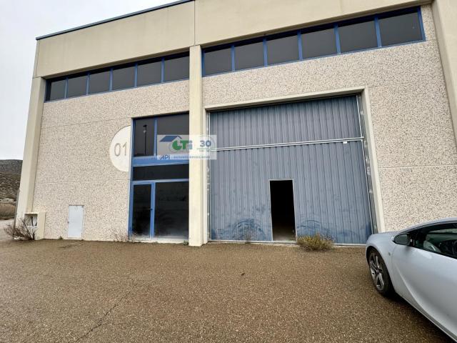 Nave en venta en Zaragoza Zaragoza