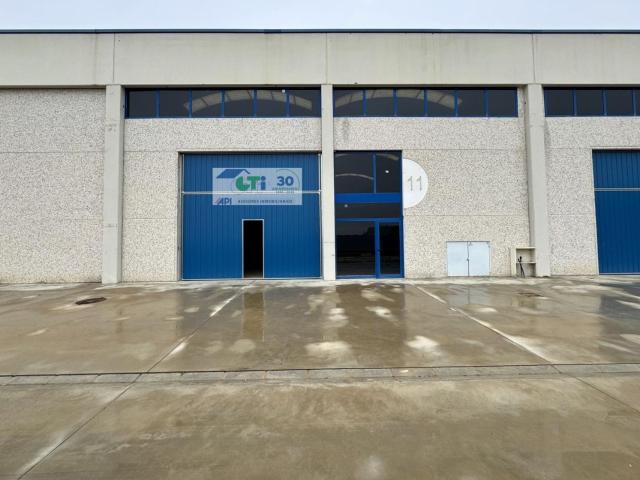 Nave en venta en Zaragoza Zaragoza