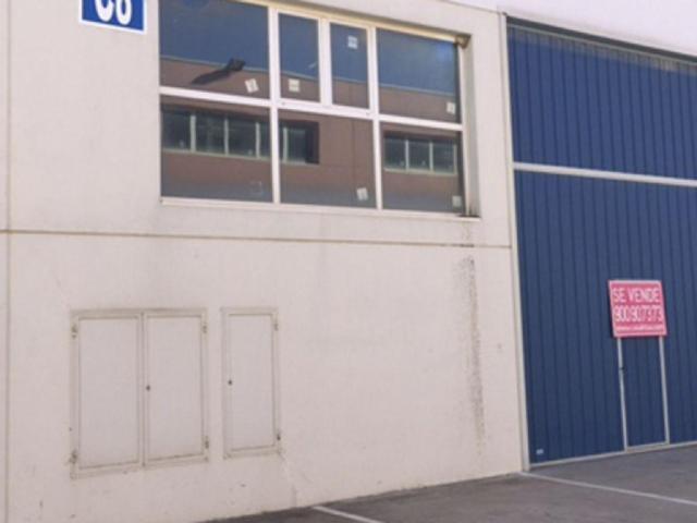 Nave en venta en Zaragoza Zaragoza