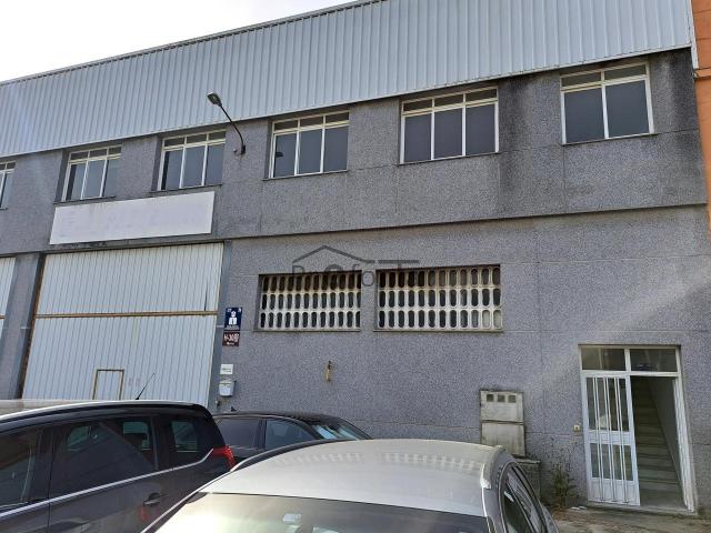 Nave industrial / comercial en Polígono Ind. de Bergondo. Ref. N1149