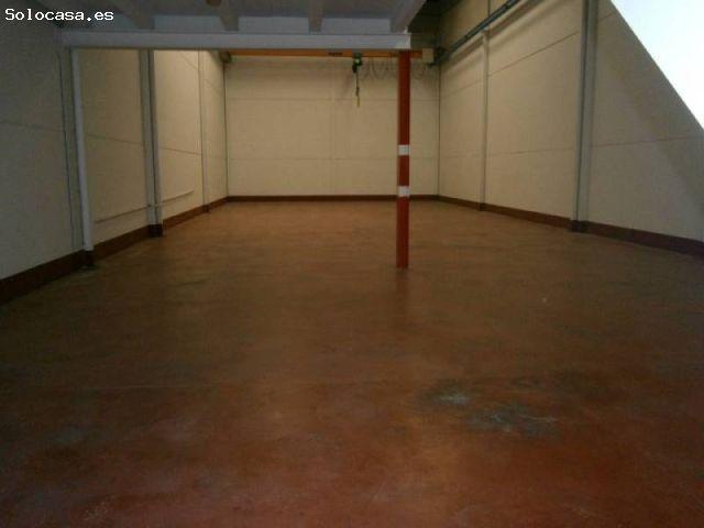 NAVE INDUSTRIAL CON LUZ