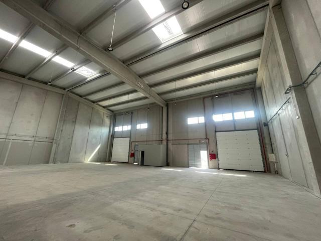 Nave industrial a estrenar en Les Franqueses