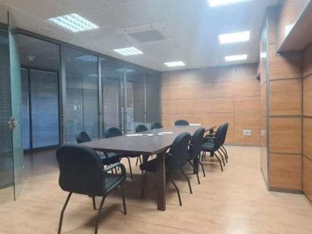 NAVE INDUSTRIAL A LA VENTA EN ZONA DE GRAN CRECIMIENTO COMERCIAL