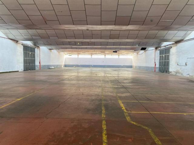 NAVE INDUSTRIAL DE 1.400 M2 EN ALQUILER