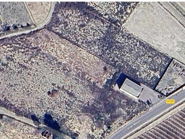 NAVE INDUSTRIAL DE 400 m2 CON TERRENO DE 5.000 m2 EN LA VEGA BAJA