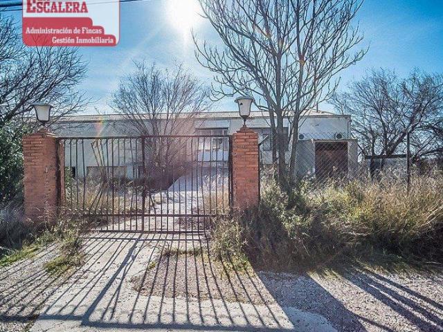 Nave industrial de 5056m2