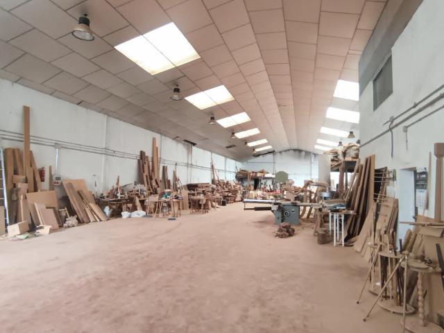NAVE INDUSTRIAL DE GRAN TAMAÑO. IDEAL PARA ALMACEN Y/O CUALQUIER TIPO DE ACTIVIDAD