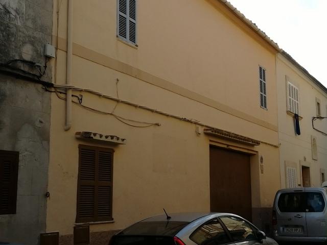 Nave Industrial en C/ Antonio Canovas, Muro Islas Baleares