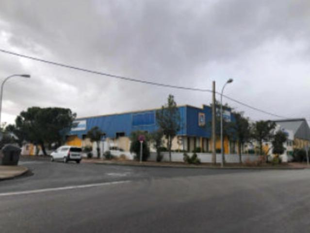 Nave industrial en C/ Del Bocoy, Valdepeñas Ciudad Real