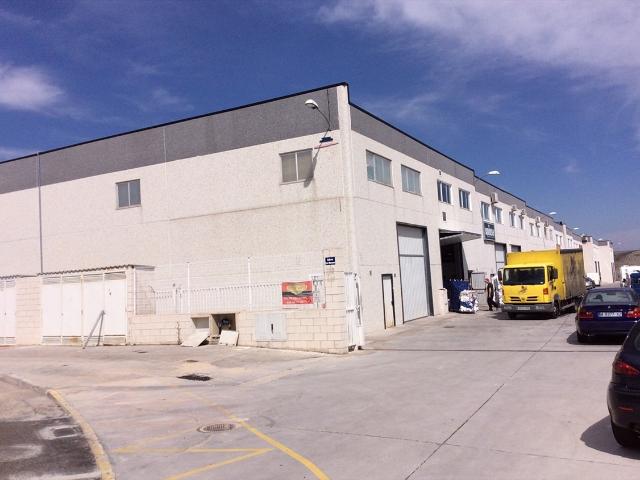 Nave industrial en C/ Las Moreras Ciempozuelos Madrid