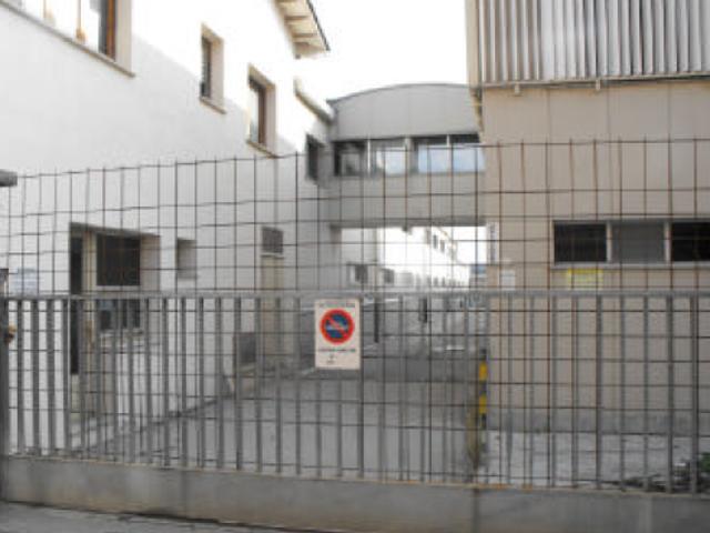 Nave industrial en C/ Sant Antoni Maria Claret, Sant Hipòlit de Voltregà Barcelona