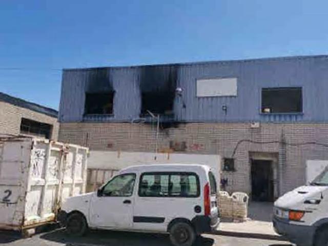 Nave industrial en C/ San Juan, Fuenlabrada Madrid