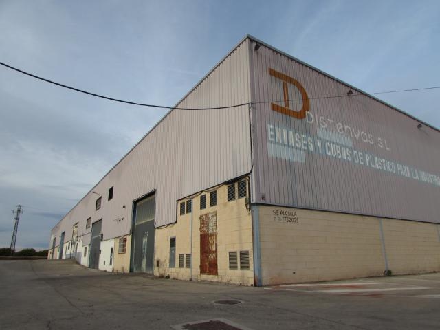 Nave industrial en C/ Sequia de Tormos