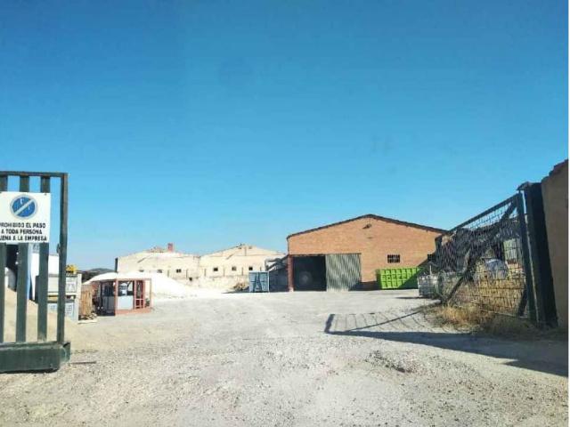 Nave industrial en Cr Madrid, Cervera del Río Alhama La Rioja