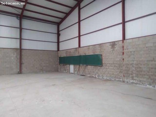 NAVE INDUSTRIAL EN CUADROS
