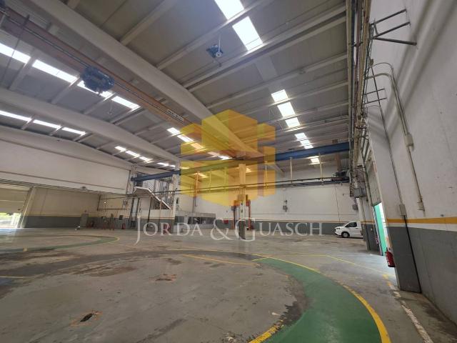 Nave industrial en Alquiler en Ca n'Oriol