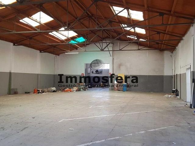 Nave industrial en alquiler en calle Barcelona, Tortosa, de 540 m² 2 habitaciones por 900