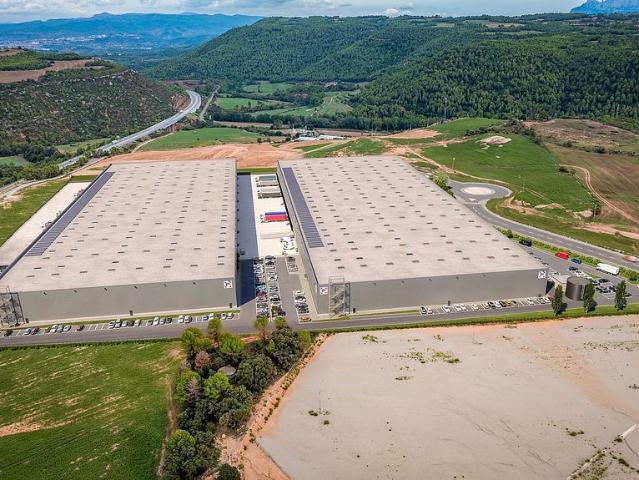Nave industrial en alquiler en calle Bv, Rajadell, de 50.636 m² 4 habitaciones por 278.498