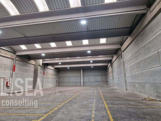 Nave industrial en alquiler en calle D'apol·Lo, Terrassa, de 952 m² 1 habitación por 4.500