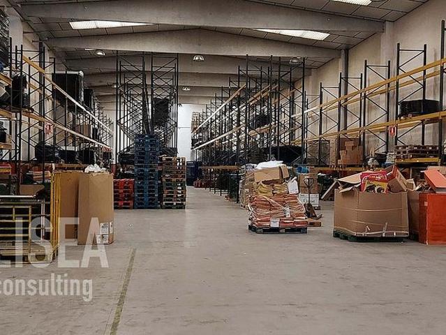 Nave industrial en alquiler en calle De Bernat Metge, Sabadell, de 1.070 m² 1 habitación por 5.500