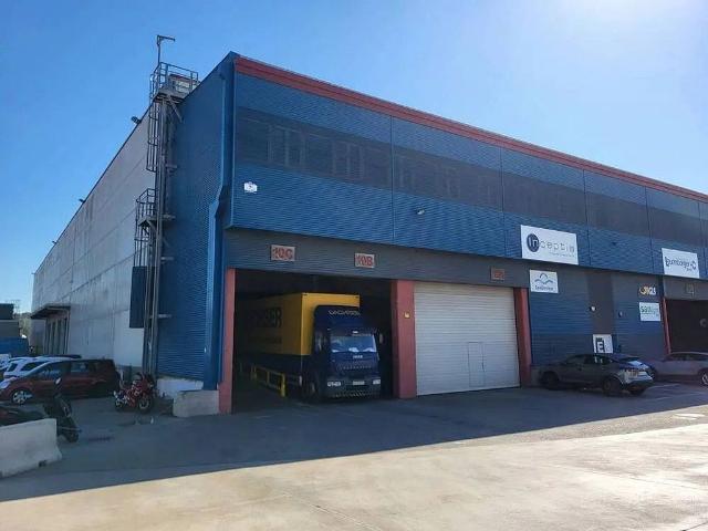 Nave industrial en alquiler en calle De la Torre Bovera, Sant Andreu de la Barca, de 3.848 m² por 30.591
