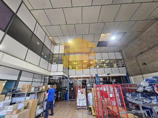 Nave industrial en alquiler en calle De Monturiol, Papiol, El, de 465 m² 2 habitaciones por 2.200