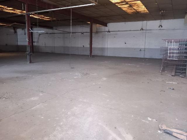 Nave industrial en alquiler en Hospitalet de Llobregat, L´, de 330 m² 1 habitación por 2.900
