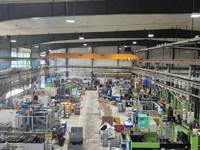 Nave industrial en alquiler en calle Dels Boters, Cerdanyola del Vallès, de 9.299 m² 4 habitaciones por 55.700
