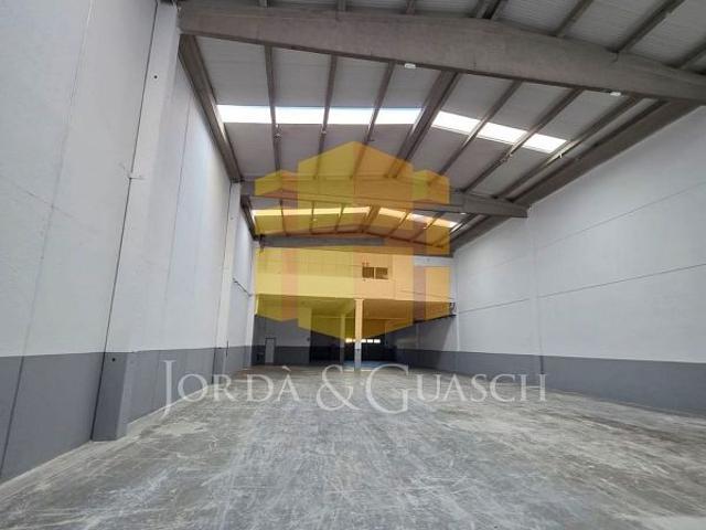 Nave industrial en alquiler en calle Fonda, Pallejà, de 1.033 m² 2 habitaciones por 5.500