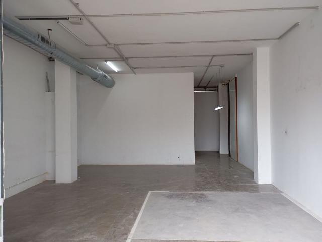 Nave industrial en alquiler en calle Isaac Peral, Hospitalet de Llobregat, L´, de 280 m² 2 habitaciones por 1.600