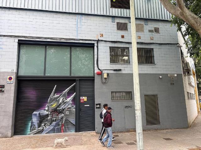 Nave industrial en alquiler en calle Selva de Mar, Barcelona, de 487 m² 2 habitaciones por 3.950