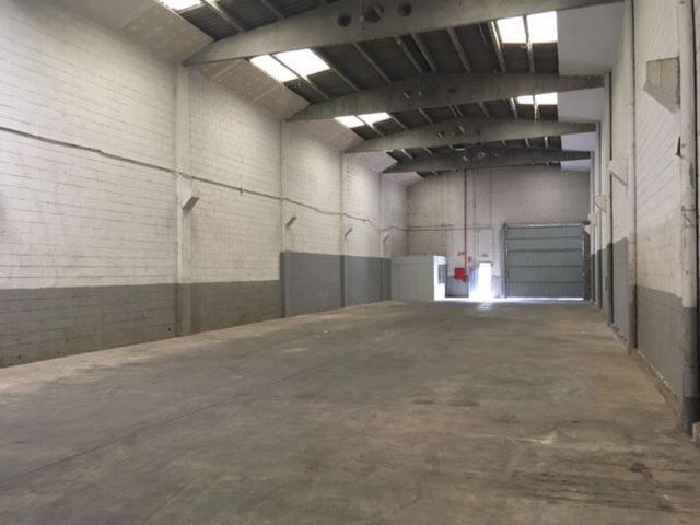 Nave industrial en alquiler en calle, Sils, de 435 m² 2 habitaciones por 1.500