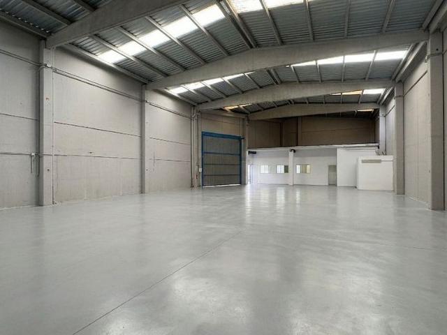Nave industrial en alquiler en calle Poliol, Vendrell, El, de 663 m² 2 habitaciones por 2.300