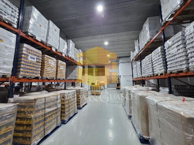 Nave industrial en alquiler en calle Puig i Cadafalch, Rubí, de 1.152 m² 3 habitaciones por 7.000