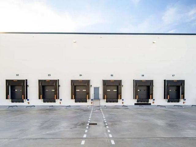 Nave industrial en alquiler en calle Tres Rieres, Esparreguera, de 21.521 m² por 161.407